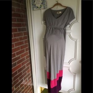Old Navy Maternity dress Size S